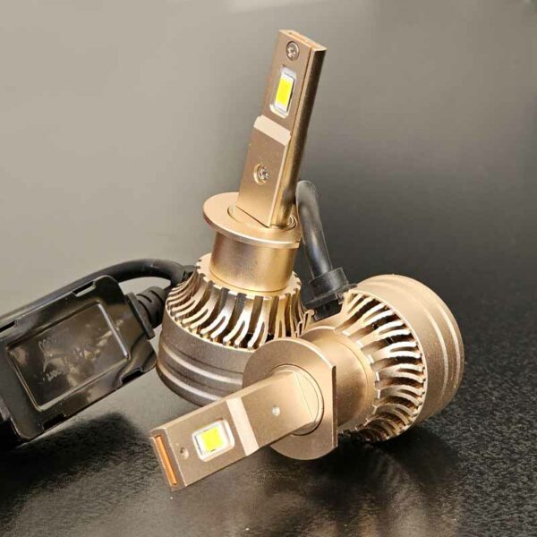 هدلایت SAM-70 CSP H7